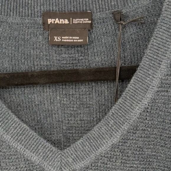 NWT prAna Dark Sky Blue Organic Cotton Blend Milani V-Neck Sweater Size XS - Picture 3 of 8